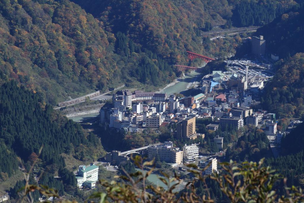 Отель Osake No Oyado Kisen Куробе Экстерьер фото